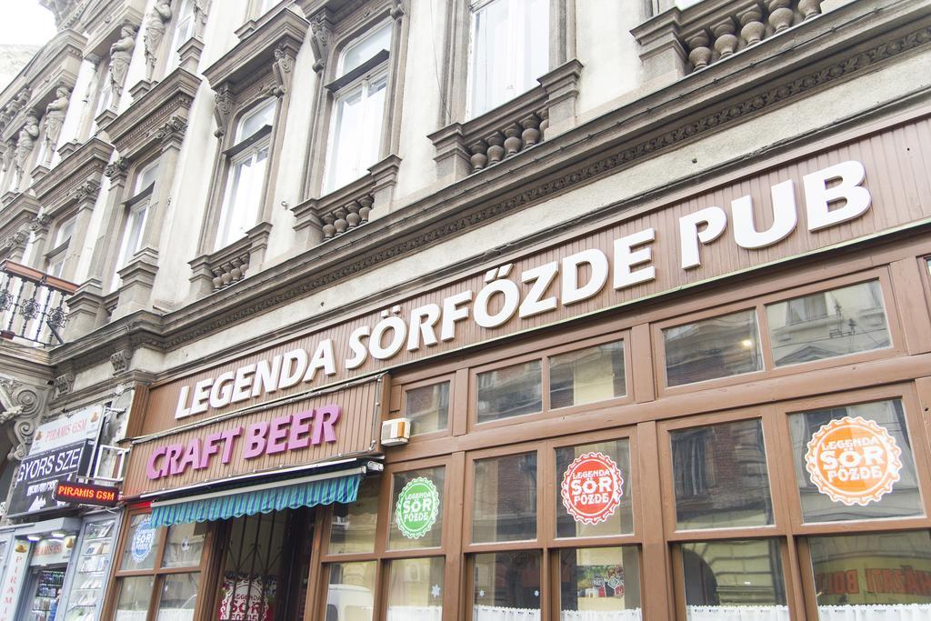 Ava'S Champagne Studio City Center-Andrash Street King Street Budapest Exterior photo