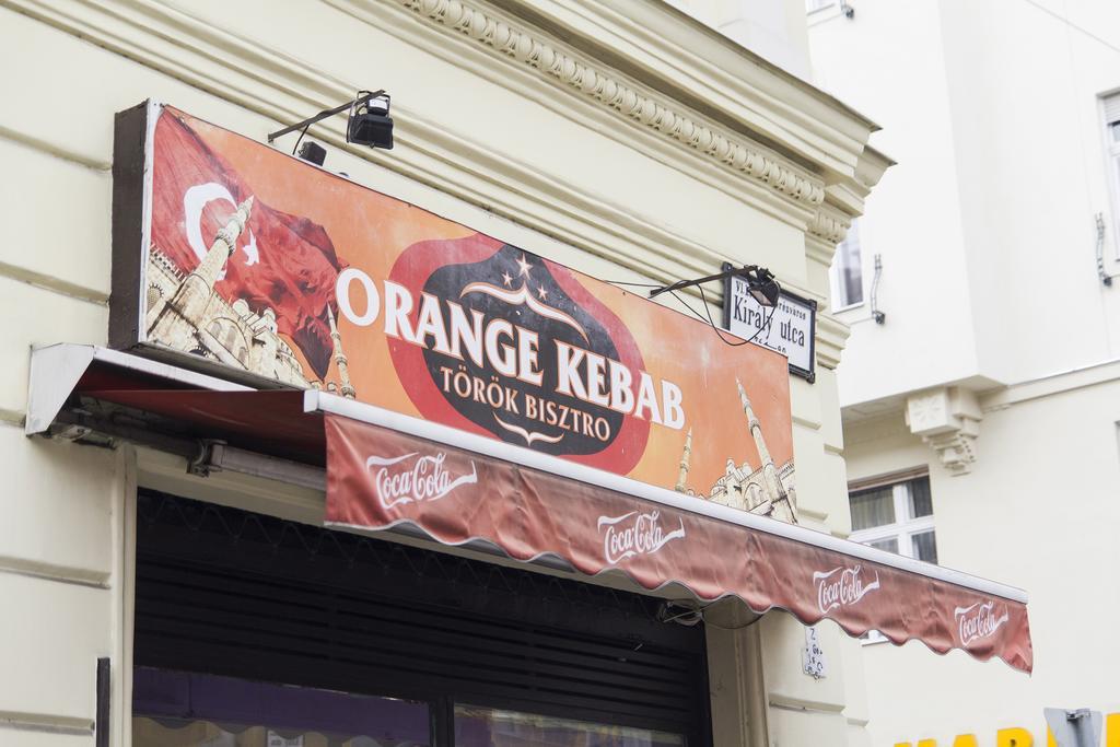 Ava'S Champagne Studio City Center-Andrash Street King Street Budapest Exterior photo